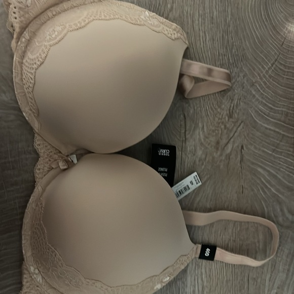 Torrid curve push up bra - Picture 2 of 3